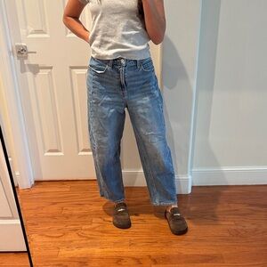 Old Navy Relaxed Fit Jeans in Blue Wash